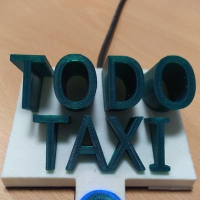 Programa de radio dedicado al sector del taxi de lunes a viernes de 14 a 15 horas en el 91.4 FM.