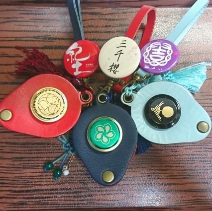 hyo_sk's profile picture. 好きなことにベストをつくすさけくずのただのおたく。
人生すーだら
命短し酒飲めおたく。

いんじゅうしるばー。びびびめいつ。
永遠のはこおし紫ぱっせん。
すきなものはすきだからしょうがない。
ぼどけたのしい。

持ち物✈️PASSPO☆魂✈️

焛

最近あんまり見てない