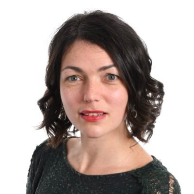 Vix Monnelly 💙 Profile