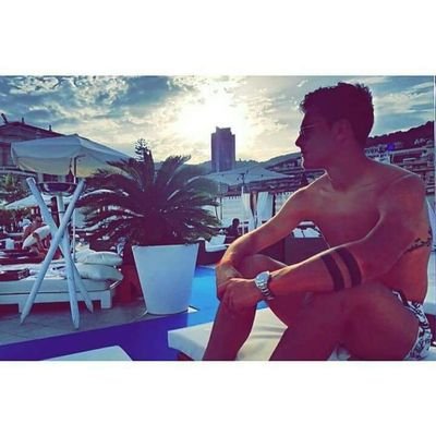 Sdcard09490422's profile picture. 