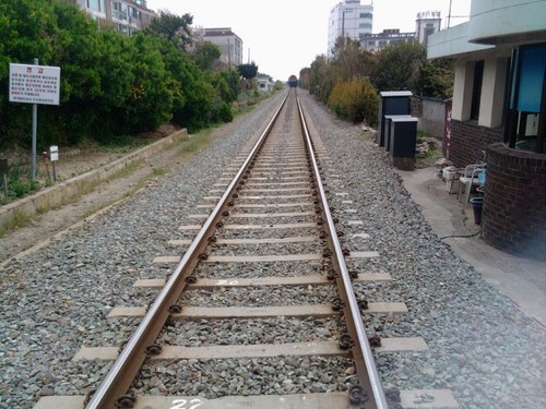 세상을 품는자 만이 변화시킬수 있다고 믿는 남자
