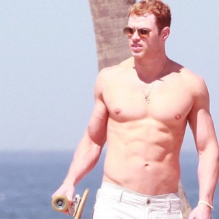 NotJustMuscle's profile picture. I like a challenge, mentally & physically. Fuck with me, and kiss my fist. Don't mess with the bear. Leave your panties on ladies, I like to rip them off.