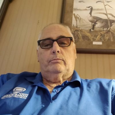 JohnVotry's profile picture. likes watching the Steelers