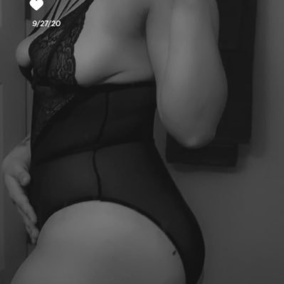 The good thing in small packages.😘 Ask about my premium snap and dm for inquiries.🤤