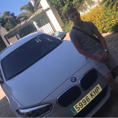 Henry_platts17's profile picture. 