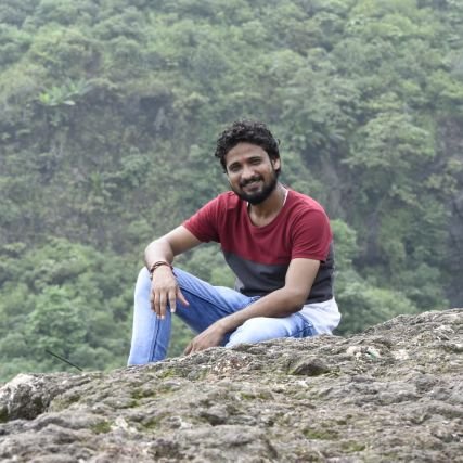 ना मुह छुपा के जियो और ना सर झुका के जियो,,,,,, गमो के सौख भी आये तो मुस्कुरा के जियो 😊😊😊😊
