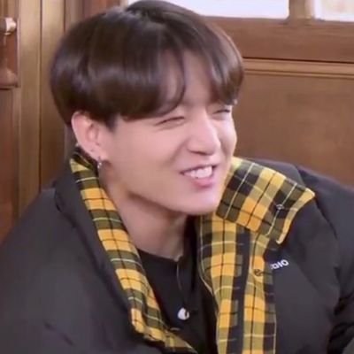 HillTecano15's profile picture. I'm still here @CD9 🍃

방탄소년단 ♥️
진 🌕🌹