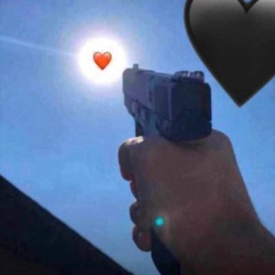 young_pari's profile picture. Get The Fvck Up. 🔥 Your Shid Doesn't Feed Me  💪