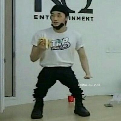 uwu70049429's profile picture. Vive tu vida sin criticar a los demás
🍃✨💜