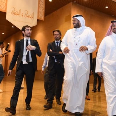 Wosifer1's profile picture. رئيس مجلس إدارة جمعية الاستشارات التسويقية - ومُضيف اللقاء الأسبوعي "حديث التسويق"