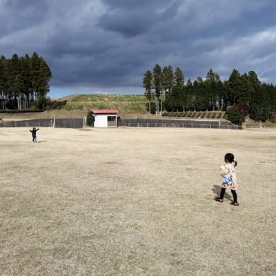 2017年12月第2子長女出産😊 長男8歳、元気すぎるおしゃべり野郎👦 アラサー、兼業主婦（週三のバイト増やした）たまにハンドメイドやってます✋ 同士の方々フォローさせていただきます！副業NO thanks！ #2017dec_baby