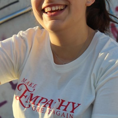 Lorena_oe's profile picture. La vida es cuesta arriba,pero la vista es genial!🗻    Twiteando lo que se me pasa por la cabeza🧠