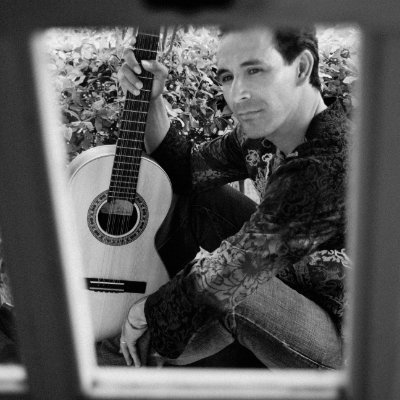 lazaromariano20's profile picture. Professor, músico, escritor e compositor.