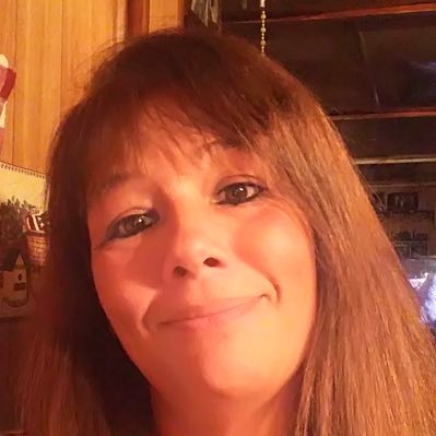 theresa75242990's profile picture. 