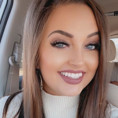 CarlyGoodhart's profile picture. NICU RN 💉 • SDSU Alum🐰