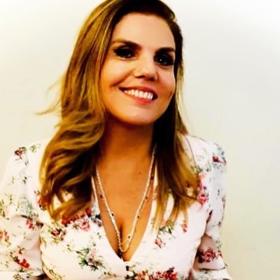 _lauracoelho_'s profile picture. Psicologa