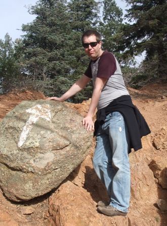 Gadget boy, sometime amateur actor, MBA grad, lover of science, technology, theater and movies - silver screen and SF. Share a Trek love with my better half.