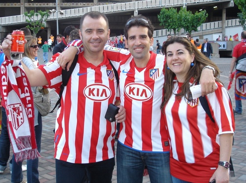 Vallekano, informático, padre de familia.....y socio del atleti