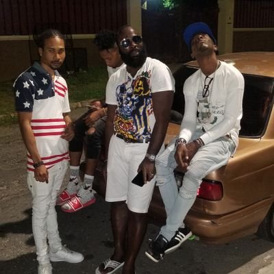 Tdotcitymusic's profile picture. Artist.    Instagram @tdotcitymusic hip hop R n b /music look up