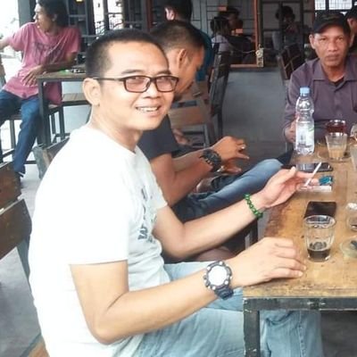 jurnalis adalah mata hati, untuk suatu pemberitahuan yang tersusun atas data dan fakta