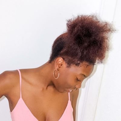 iamtchinaa's profile picture. Une fille timide. J'aime la lecture et la musique 😘

suivez moi sur YouTube. Sashoo la poupée
