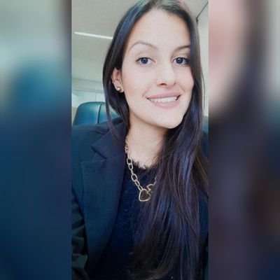⚖ Advogada especialista em Ciências Criminais
☎(37) 99922-8721