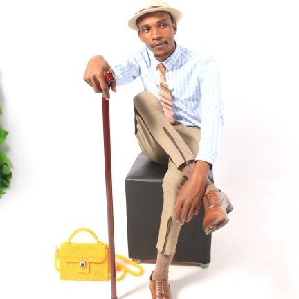 love fashion, love my work, m a simple person, Classic style