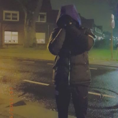 clikzies's profile picture. 13 Year old 
Fortnite player 
€37 in wagers