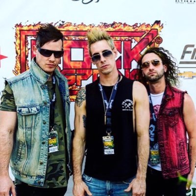 AmericanGrimUSA's profile picture. NEW ALBUM "ULTRA BLACK" OUT NOW @eOneHeavy @RWWOfficialPage #AG #AmericanGrim https://t.co/QYxbDi2BRQ https://t.co/oJ8QoDLZC3