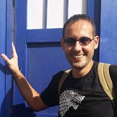 גיק מלידה. מהנדס תוכנה בעברי האפל. בורגני בהווה. נשוי+2, אב לילד על
הרצף האוטיסטי. חוטא בכתיבה. לעיתים אפילו מצליח.
https://t.co/Zbb3sHuPAi