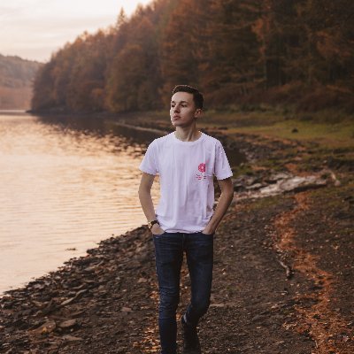 Freelance Illustrator-Sheffield based-Commissions welcome- Mdaleart24@gmail.com- https://t.co/Tr62rKzwAI…
- https://t.co/r1TwNJswLJ