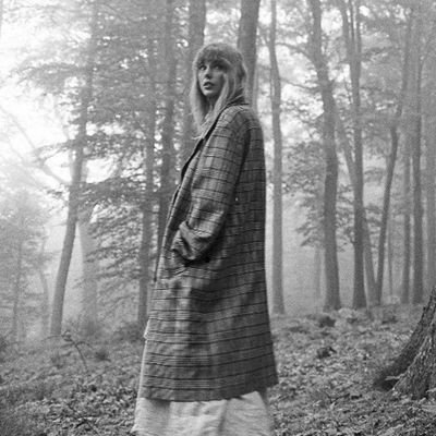 swftiefan's profile picture. fan. she / her