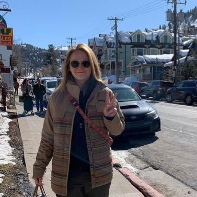 beccaingraham's profile picture. 🌾➡️🏔