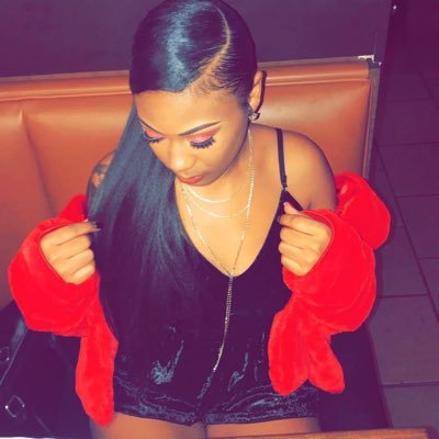 22🌺 Soon To Be RN🥺Independent💸💅🏾Antisocial 🙄Account Manager💻