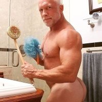 My silver daddy (@fucksilverdaddy) Twitter profile photo