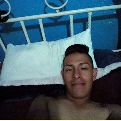 Bran73981084's profile picture. ser feliz mi única solución