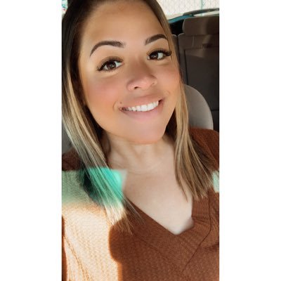 mrsbelladiaz's profile picture. boss, mother, lover, blooming🌻