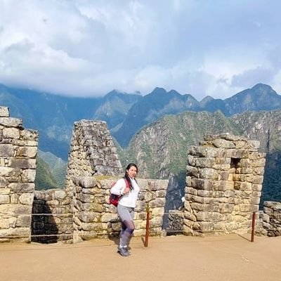 Yovanaq39's profile picture. 