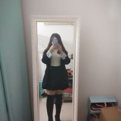 juanzi0817's profile picture. 