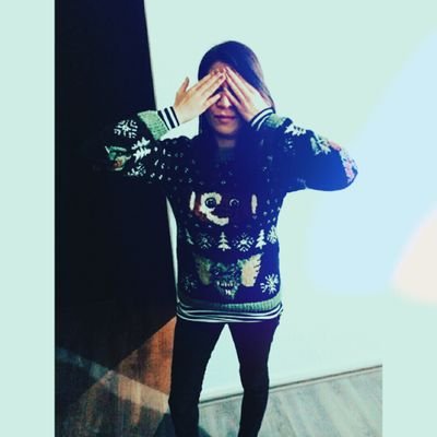 dan_Uu's profile picture. Me gustaría conservar un poco de inocencia para que m la quitaras y un corazón dentro del pecho para q lo rompieras, pero ya no hay nada q puedas hacer por mi.