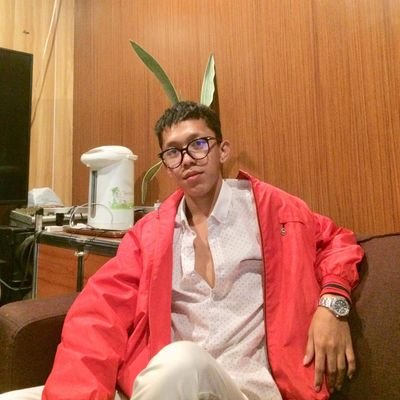 Jay🌈
19