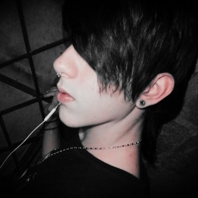 PxP_ragna's profile picture. Meh (~￣³￣)~