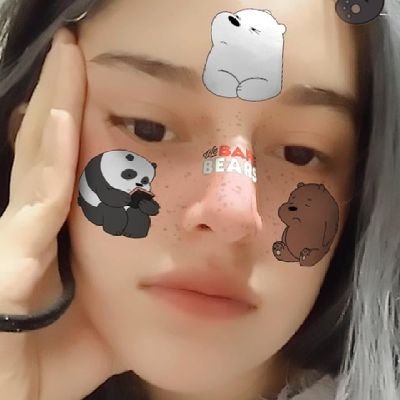 KaroluNavarrete's profile picture. ✌️😔