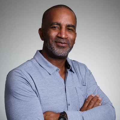 DarrinPerson's profile picture. Husband, Father, Friend, Author  https://t.co/RFXg2YV92f?amp=1