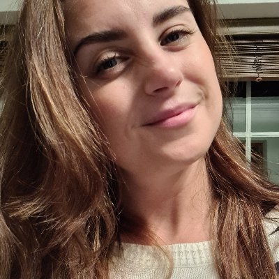 KatieeTeee's profile picture. Trainee Clinical Psychologist - 🤓
All Round Mental Health Champion 💚
Lover of coffee and dogs ☕🐕 
Views are my own 🥰