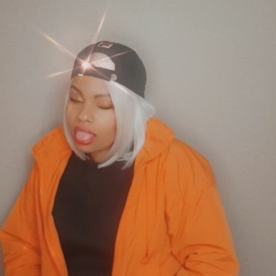 AmberYholeata's profile picture. I DO MY OWN STUNTS
 80'sBby/90'sKid
Adventurer, Artist  AMBassador, International Spy 🕵🏽♀️