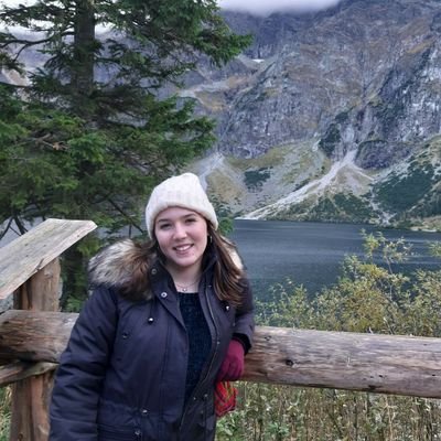 angelscopovii's profile picture. Jurista i politòloga 📚⚖️en breu inspectora de treball i seguretat social 🕵🏻