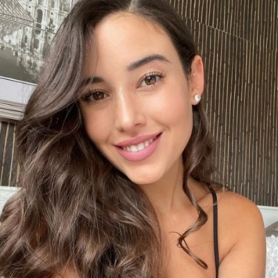 GalerieMarietta's profile picture. Je suis beaucoup  sentimental, affectueuse,  avec les personnes que j’aime.