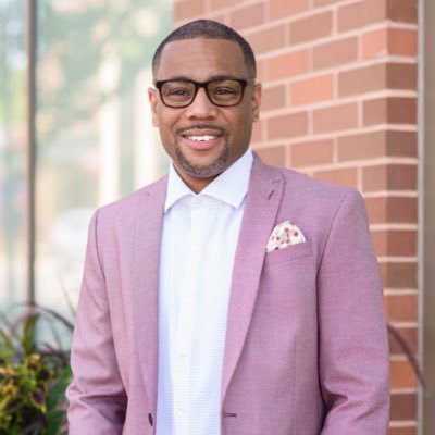 JAMarshallJr's profile picture. 1️⃣ God ➕ 1️⃣ Wife ➕ 3️⃣ Children = I’m blessed and there is nothing else to say... well... I also get to work with amazing couples!😁