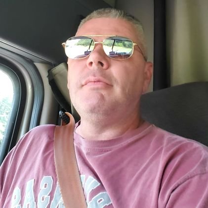 1willed's profile picture. 